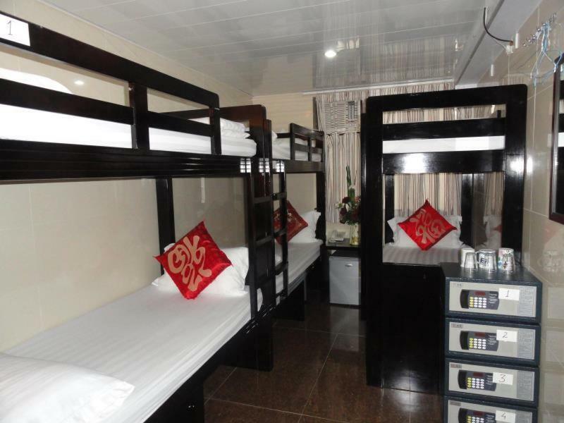 New Day Night Hostel Hong Kong Extérieur photo